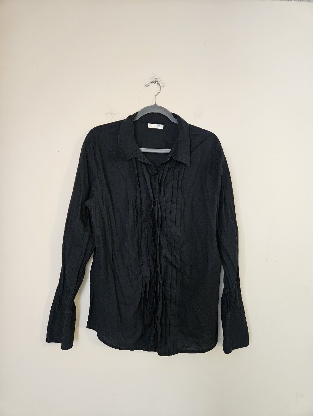 Old Navy Black Lightweight Women's  Button-Up Shirt